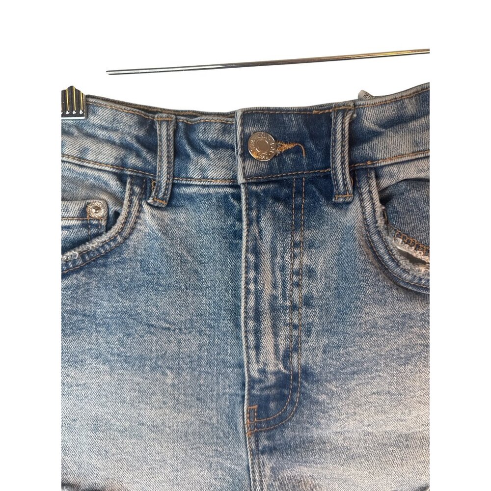 2/$30 ZARA Size 4 Light Blue High-Waisted Distressed Denim Shorts - Picture 9 of 11